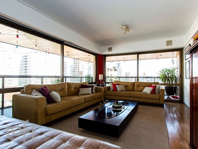 Apartamento à venda em Perdizes com 240 m², 4 quartos, 4 suítes, 5 vagas