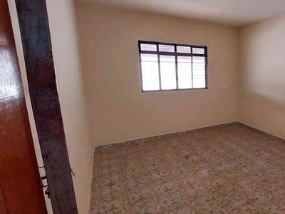 Casa com 3 quartos à venda no bairro Cardoso Continuação, 435m²