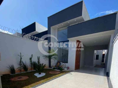 Casa com 3 quartos à venda no bairro Três Marias, 120m²