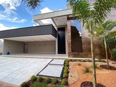 Casa com 3 SUÍTES à venda, 410 m² por R$ 2.800.000 - Residencial Drummond - Ituiutaba/MG