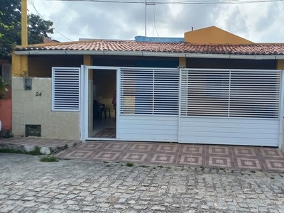Casa de condomínio Emaús Próx: Aeronáutica para venda com 210m² 3 quartos ste Emaús Parnam