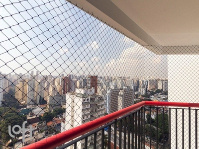 Apartamento à venda em Moema Pássaros com 206 m², 2 quartos, 1 suíte, 3 vagas