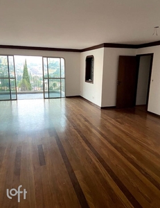 Apartamento à venda em Perdizes com 240 m², 3 quartos, 3 suítes, 3 vagas