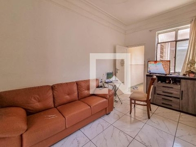 APARTAMENTO no 3º andar com 1 dormitório