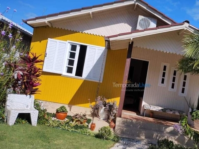 Praia Jurerê Floripa, casa em condomínio familiar