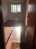 Apartamento à venda por R$ 200.000