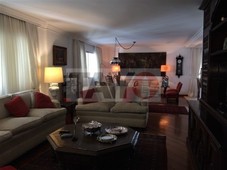 Apartamento à venda por R$ 2.100.000