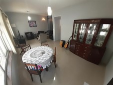 Casa à venda por R$ 1.170.000