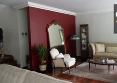 Casa de Condomínio à venda por R$ 2.350.000