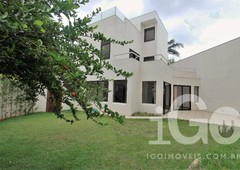 Casa de Condomínio à venda por R$ 3.350.000