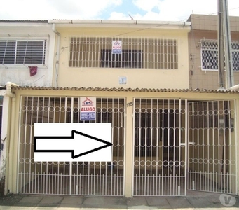 Anilton Aluga Casa no 1º Andar em Jardim São Paulo, Recife