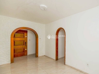 Apartamento com 1 Quarto e 1 banheiro para Alugar, 45 m² por R$ 900/Mês