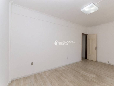 Apartamento com 2 Quartos e 1 banheiro para Alugar, 95 m² por R$ 2.200/Mês