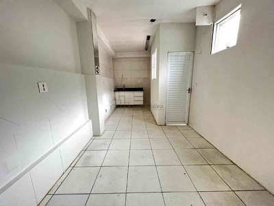 Quitinete com 1 quarto para alugar no bairro Prado, 25m²