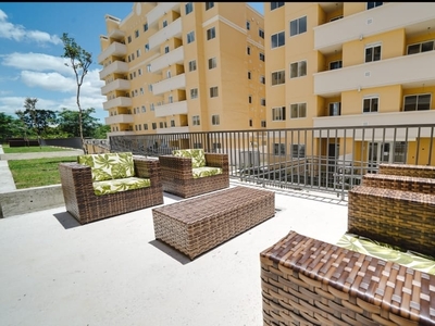 Apartamento em Capão Raso, Curitiba/PR de 50m² 2 quartos à venda por R$ 333.000,00