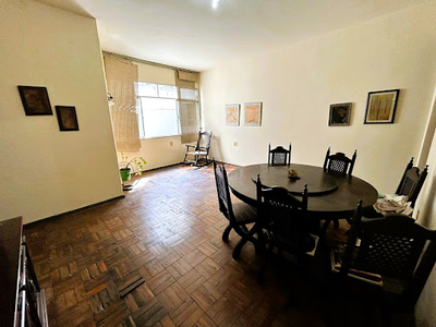 Apartamento em Icaraí, Niterói/RJ de 140m² 3 quartos à venda por R$ 644.000,00