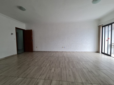 Apartamento em Vila Guilhermina, Praia Grande/SP de 140m² 3 quartos à venda por R$ 749.000,00