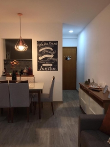 Apartamento em Vila Iapi, Taubaté/SP de 54m² 2 quartos à venda por R$ 279.000,00