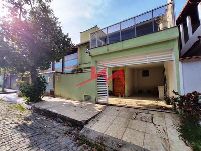 Casa em Amendoeira, São Gonçalo/RJ de 92m² 2 quartos à venda por R$ 309.000,00