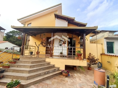 Casa em Arcádia, Contagem/MG de 456m² 4 quartos à venda por R$ 1.319.000,00
