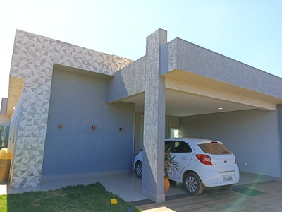 Casa em Asa Sul, Brasília/DF de 300m² 4 quartos à venda por R$ 699.000,00