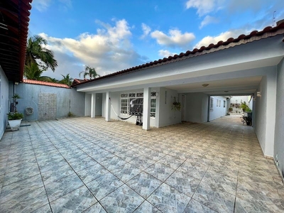 Casa em Balneário Flórida, Praia Grande/SP de 188m² 3 quartos à venda por R$ 849.000,00
