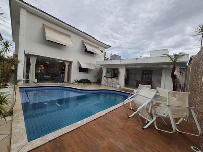 Casa em Buraquinho, Lauro de Freitas/BA de 308m² 5 quartos à venda por R$ 1.979.000,00