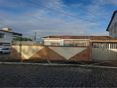 Casa em Candelária, Natal/RN de 116m² 3 quartos à venda por R$ 289.000,00