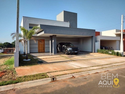 Casa em Centro, Salto/SP de 221m² 3 quartos à venda por R$ 1.434.000,00