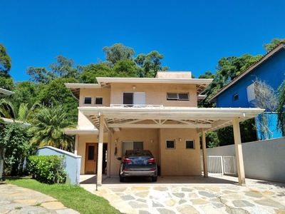 Casa em Chácara dos Junqueiras, Carapicuíba/SP de 256m² 4 quartos à venda por R$ 1.674.000,00
