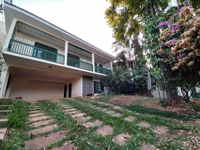 Casa em Jardim Bela Vista, Bragança Paulista/SP de 321m² 3 quartos para locação R$ 5.500,00/mes