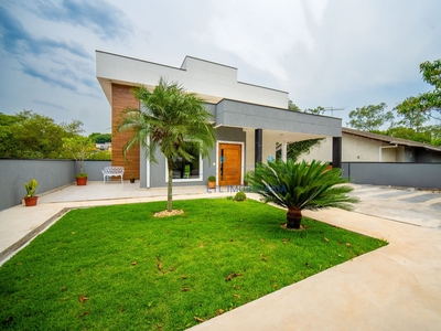 Casa em Jardim Caiapia, Cotia/SP de 410m² 3 quartos à venda por R$ 1.549.000,00