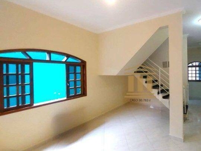 Casa em Jardim Portugal, São José dos Campos/SP de 220m² 4 quartos à venda por R$ 779.000,01