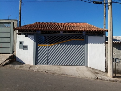 Casa em Jardim Santo Antônio da Boa Vista, Jacareí/SP de 38m² 2 quartos à venda por R$ 169.000,00
