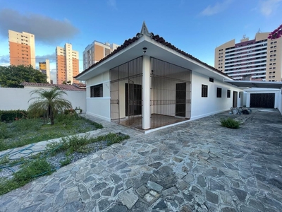 Casa em Manaíra, João Pessoa/PB de 180m² 1 quartos para locação R$ 5.000,00/mes