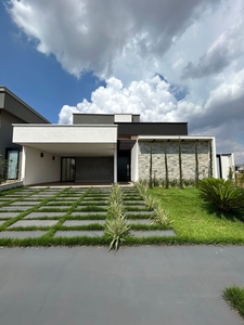 Casa em Medeiros, Rio Verde/GO de 240m² 3 quartos à venda por R$ 2.199.000,00