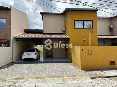 Casa em Nova Parnamirim, Parnamirim/RN de 260m² 4 quartos à venda por R$ 449.000,00