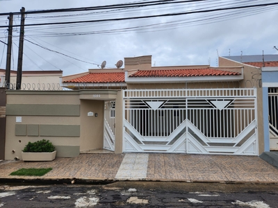 Casa em Presidente, Araçatuba/SP de 250m² 3 quartos à venda por R$ 484.000,00