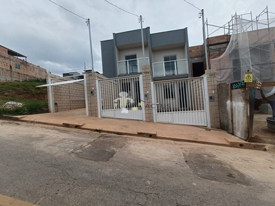 Casa em Santa Rita, Ibirité/MG de 74m² 2 quartos à venda por R$ 218.000,00