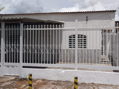 Casa em Setor Residencial Leste (Planaltina), Brasília/DF de 200m² 3 quartos à venda por R$ 299.000,00