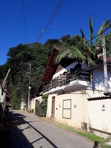 Casa em São Pedro da Serra, Nova Friburgo/RJ de 209m² 4 quartos à venda por R$ 699.000,00
