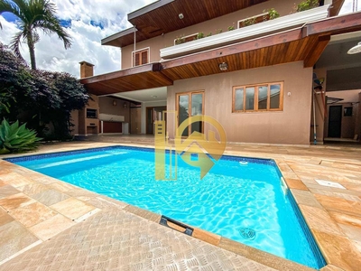 Casa em Urbanova, São José dos Campos/SP de 315m² 4 quartos à venda por R$ 2.000.000,00 ou para locação R$ 11.000,00/mes
