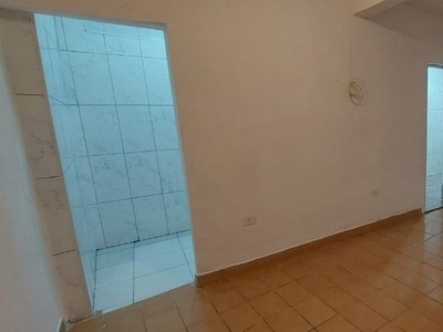 Casa em Vila Antônio, São Paulo/SP de 0m² 2 quartos para locação R$ 1.400,00/mes