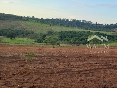 Fazenda em Zona Rural, Itatiaiuçu/MG de 1100000m² 3 quartos à venda por R$ 4.199.000,00