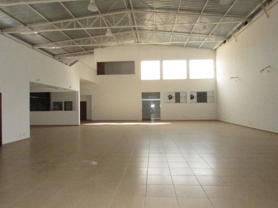 Salão em Santa Rosa, Piracicaba/SP de 700m² à venda por R$ 2.499.000,00 ou para locação R$ 12.000,00/mes