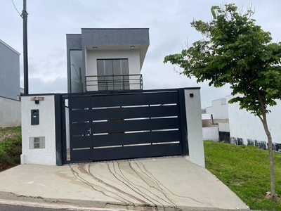 Sobrado em Chácara Jaguari (Fazendinha), Santana de Parnaíba/SP de 110m² 3 quartos à venda por R$ 789.000,00