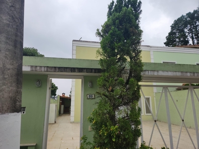 Sobrado em Jardim Rebelato, Cotia/SP de 180m² 3 quartos à venda por R$ 979.000,00