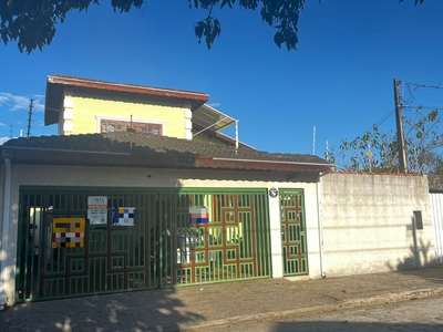 Sobrado em Jardim Santa Maria, Jacareí/SP de 245m² 4 quartos à venda por R$ 699.000,00