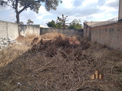 Terreno em Niterói, Betim/MG de 40m² à venda por R$ 393.000,00