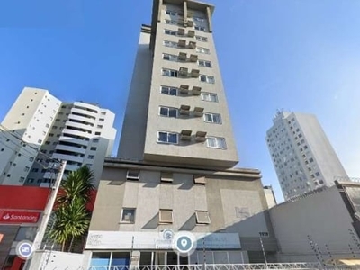 Apartamento com 1 quarto para alugar, 45.00 m2 por R$1625.00 - Centro - Curitiba/PR